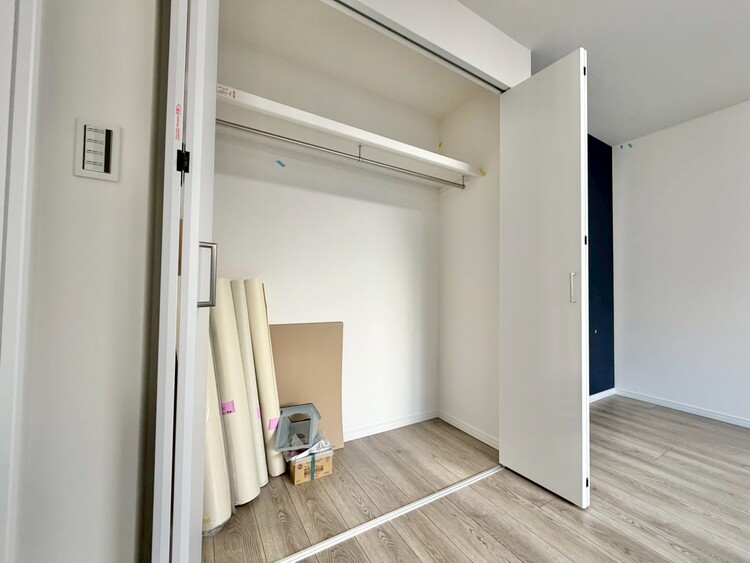 その他 収納スペースが付いていて、お部屋を広く使っていただけます。