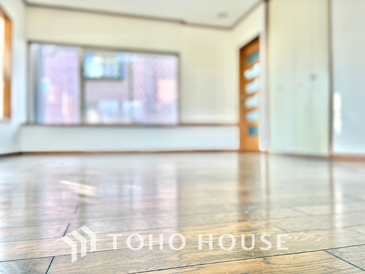 内装 【LIVING】◆煌びやか◆愛おしい家族との団欒の時間をより一層幸せなものに感じさせる煌びやかなLDK。輝かしい毎日が待っています。