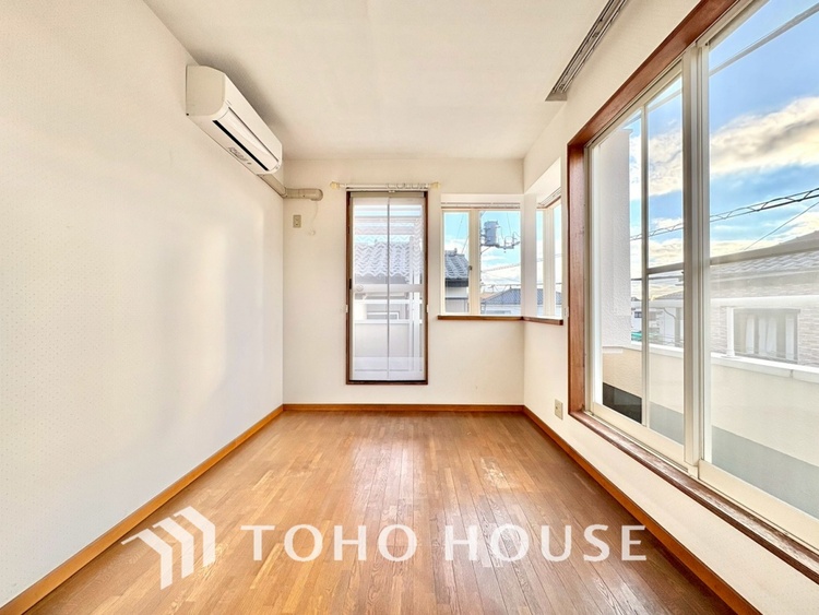 内装 【PRIVATE ROOM】◆属毛離裏◆子は父を手本とし、母に愛育されて成長する。家族の深い繋がり。いつまでも大切にしたい。