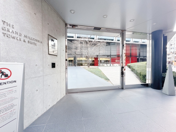 エントランス 外と内をつなぐエントランスは、まさに顔となる場所。