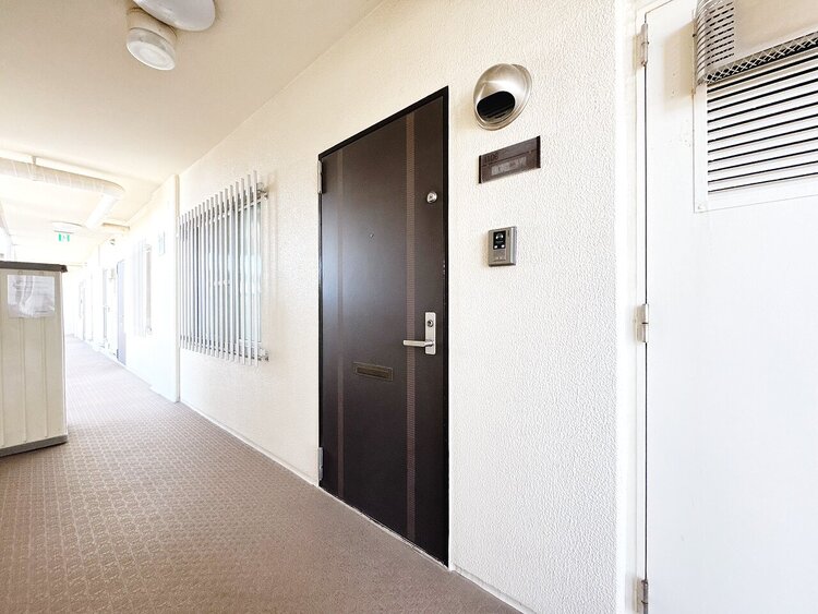 玄関 玄関を開ければ、そこは安らぎのご自宅。