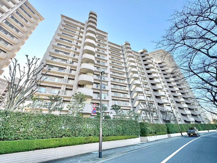 外観 資料には掲載していない情報が、現地にはたくさんあります。是非一度、現地をご確認ください。