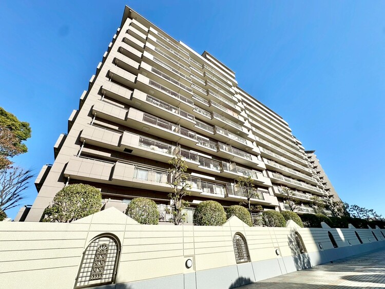 外観 現地に足をお運びいただいた際には、周辺散策などをお勧めいたします。