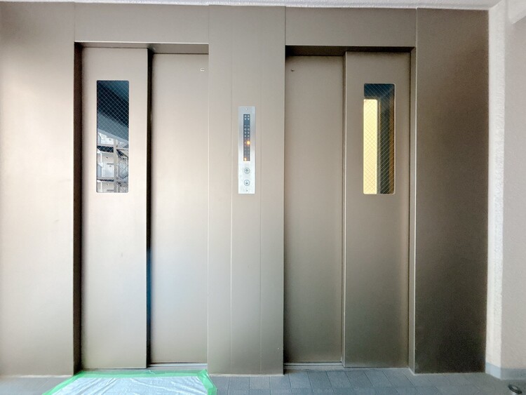 設備 エレベーターの管理も、きちんと行き届いてます。