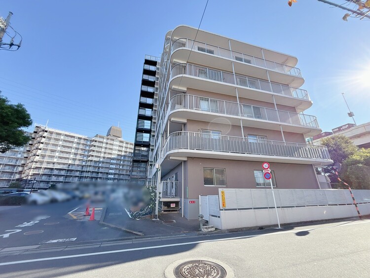 外観 現地に足をお運びいただいた際には、周辺散策などをお勧めいたします。