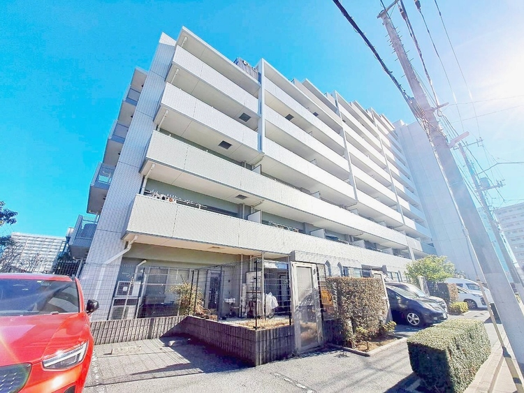 外観 資料には掲載していない情報が、現地にはたくさんあります。是非一度、現地をご確認ください。