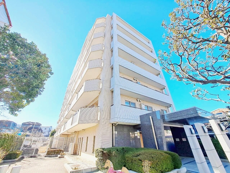 外観 資料には掲載していない情報が、現地にはたくさんあります。是非一度、現地をご確認ください。