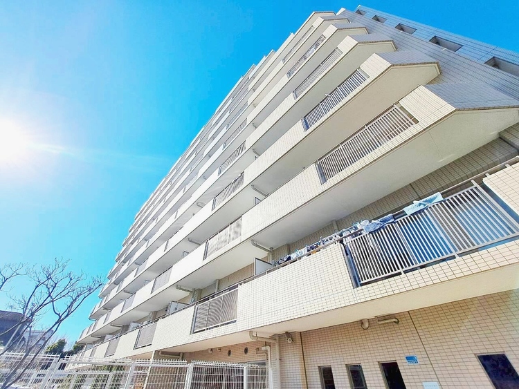 外観 現地に足をお運びいただいた際には、周辺散策などをお勧めいたします。