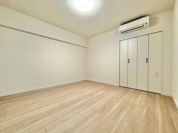 その他 清かで艶やかな時間をもたらしてくれる室内です。