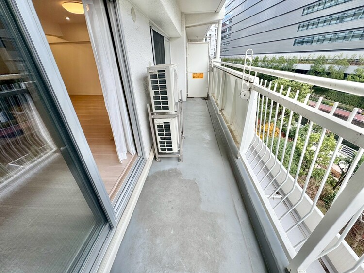 その他 朝の澄んだ空気や、夕方に吹く清々しい風を感じられるバルコニー。