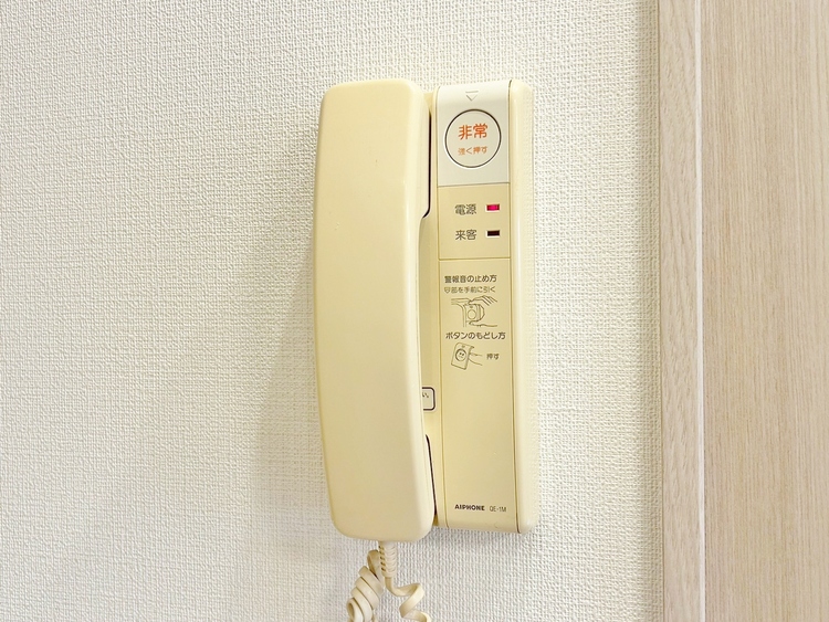 その他 室内にはインターホンを設置。快適と安らぎを合わせた優しい設計。