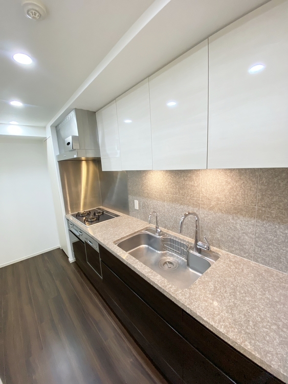 その他 使いやすくスタイリッシュなキッチン空間になっております。