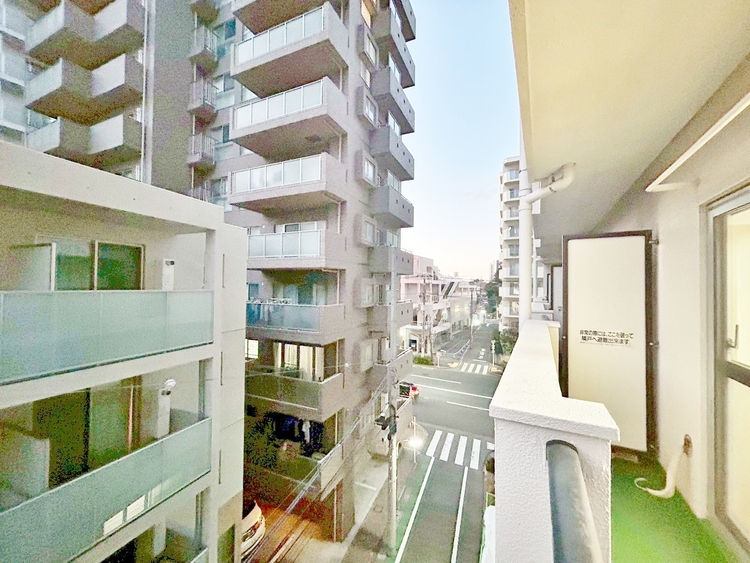 その他 眺望や窓からの景色が良いと、家で過ごす時間も快適です。