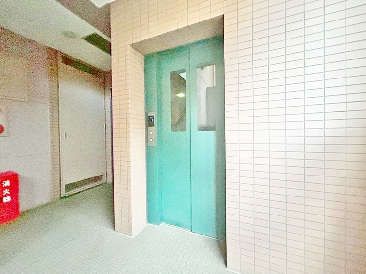 その他 エレベーター完備のため荷物が多くなっても安心。
