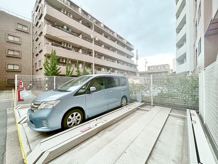 その他 駐車スペースが嬉しいですね。※空き状況は都度ご確認下さい。