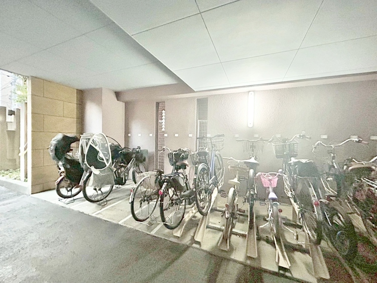 その他 駐輪場も綺麗に整頓されています。※空き状況は都度ご確認下さい。