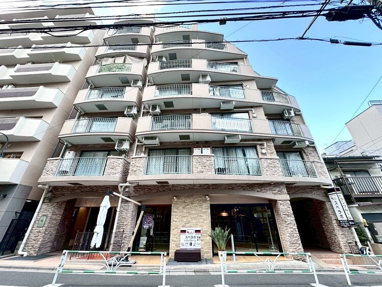 その他 飽きのこないシンプルモダンな外観です。