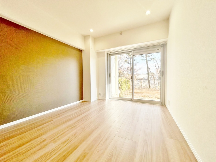 その他 清かで艶やかな時間をもたらしてくれる室内です。