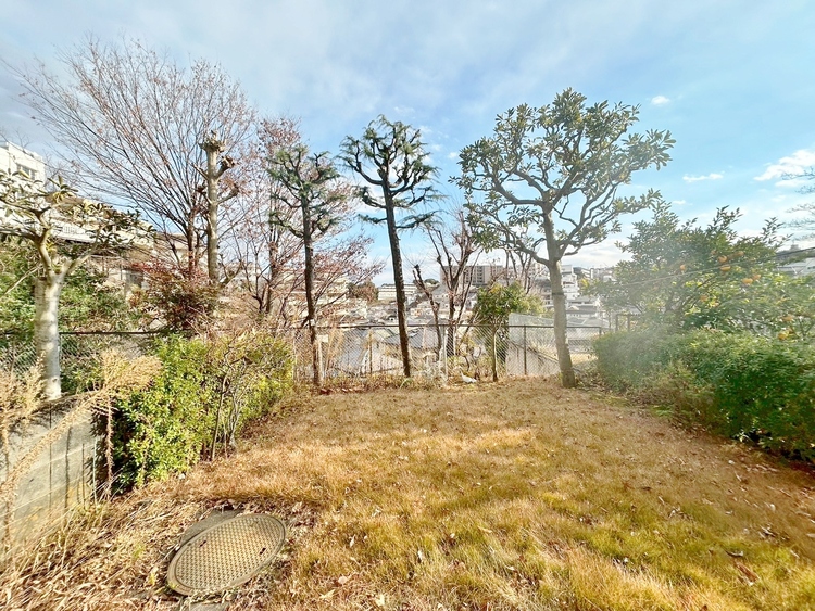 その他 眺望や窓からの景色が良いと、家で過ごす時間も快適です。