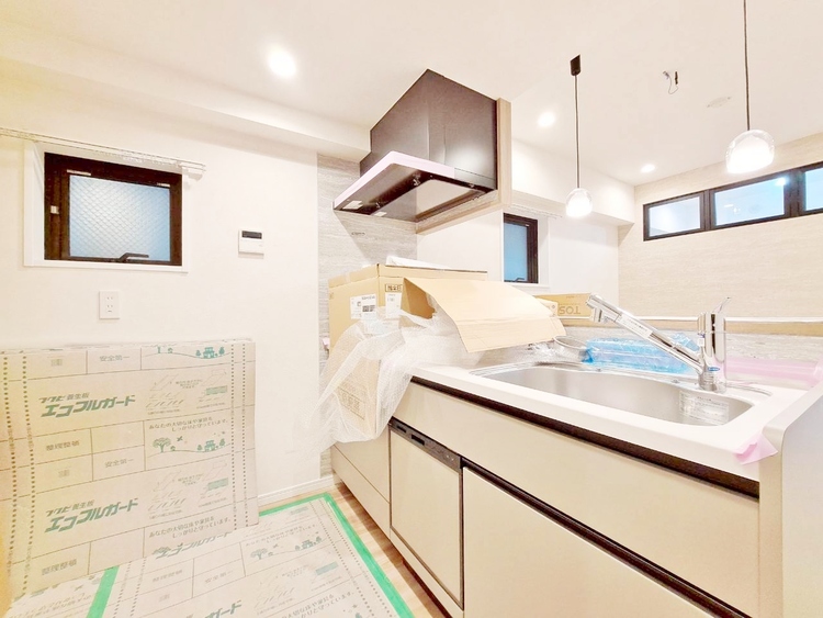 その他 開放感のあるキッチンスペース。調理をしながら、会話も弾みそうですね。