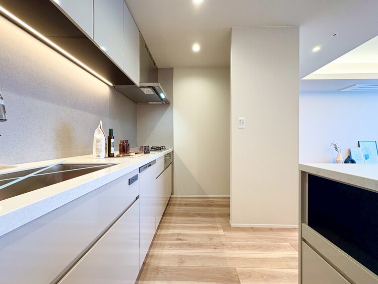 その他 開放感のあるキッチンスペース。調理をしながら、会話も弾みそうですね。