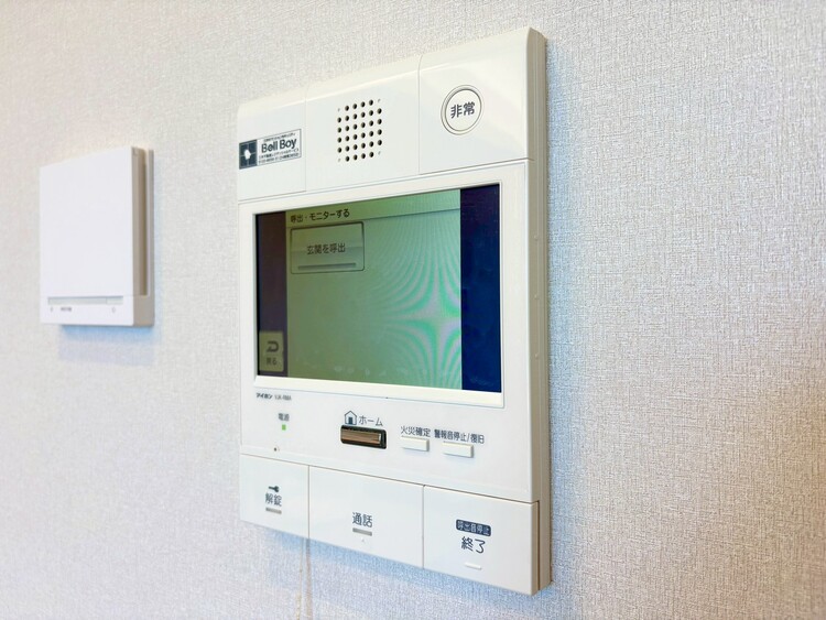 その他 誰が来てもわかる様にモニター付きインターホンを設置。