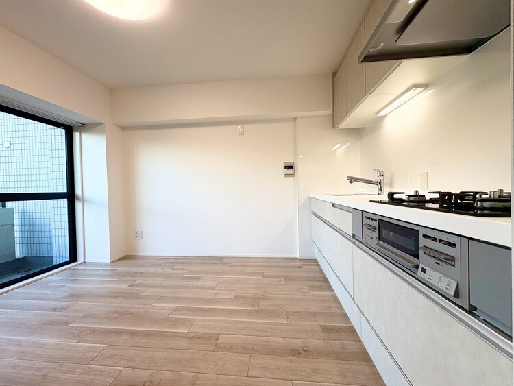 その他 開放感のあるキッチンスペース。調理をしながら、会話も弾みそうですね。