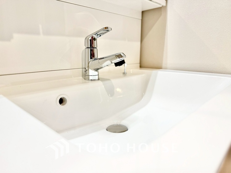 洗面 ◆洗面◆清潔感のある水回り。白で統一されたスタイリッシュな空間。毎日使う場所だから究極にシンプルにこだわりました。