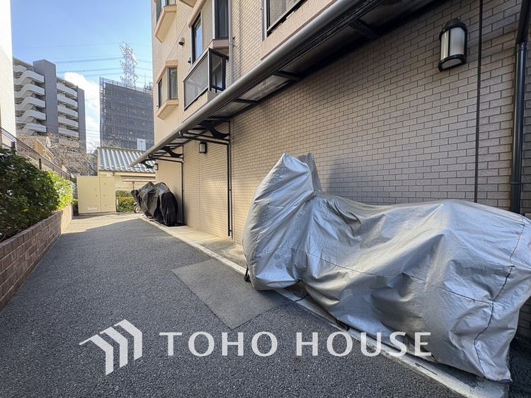 その他 バイク置き場（空き状況は要確認となります）