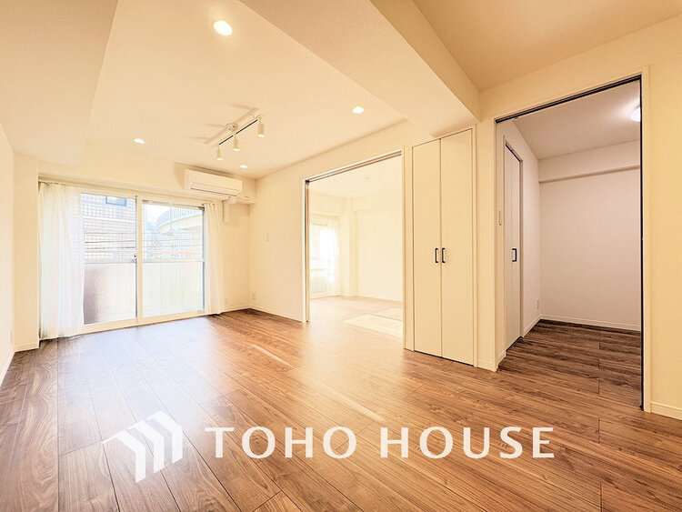 内装 ゆったりとくつろげる上質なリビングダイニング