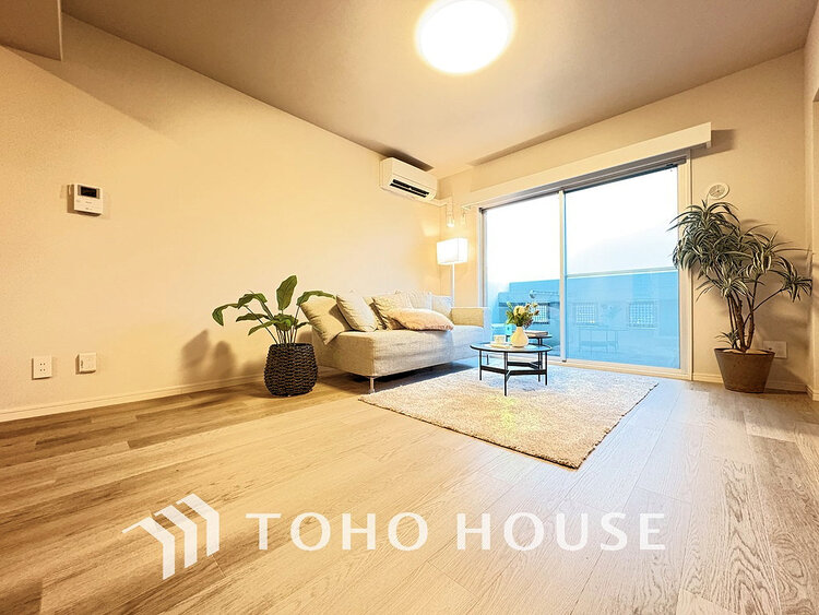 内装 ゆったりとくつろげる上質なリビングダイニング