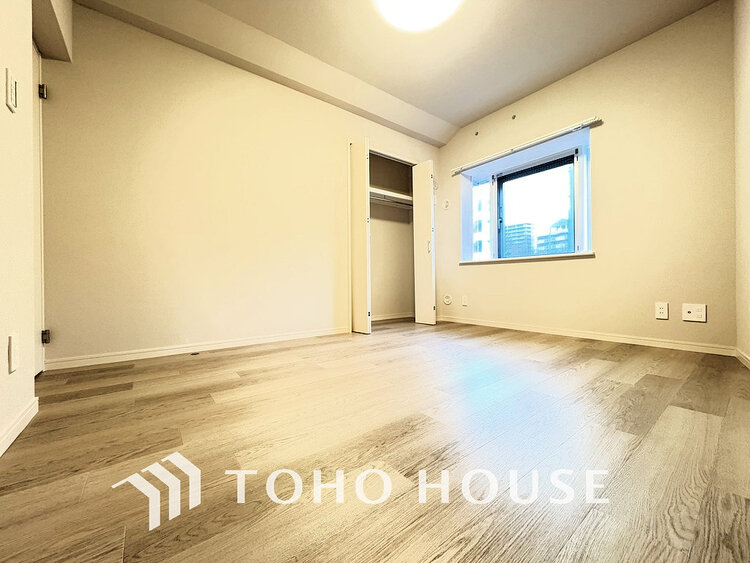 内装 シンプルですっきりとした室内は飽きのこない居心地の良い雰囲気