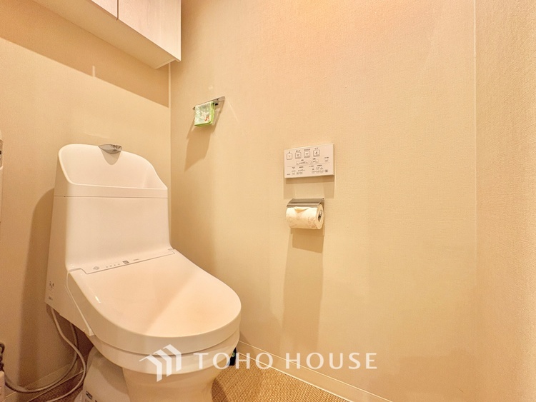 トイレ 清潔感あふれる快適なトイレ。毎日を心地よく過ごせるおすすめポイントです。