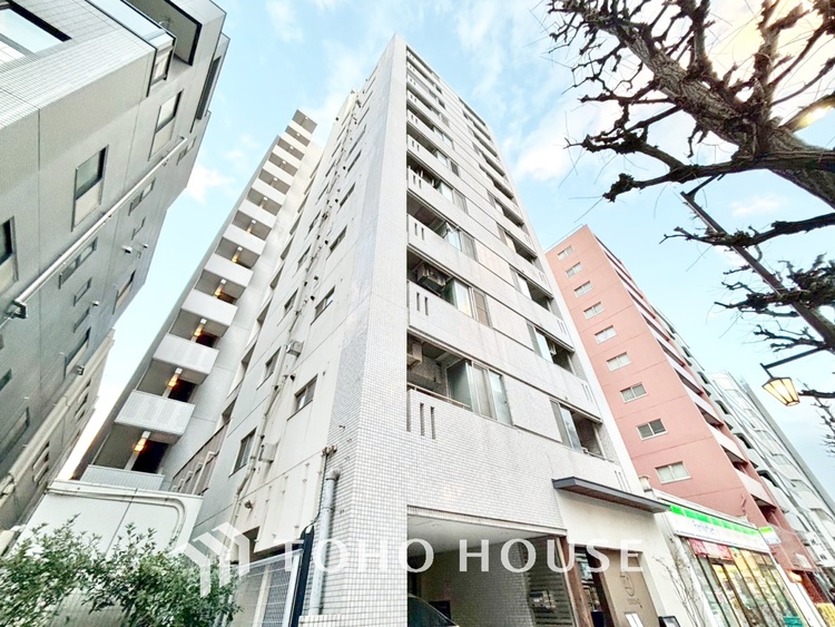 外観 漂う上質な空気感、マンションに入れば「おかえりなさい」と笑顔で迎えてくれるエントランス。最良の心配りを感じるマンションでした。