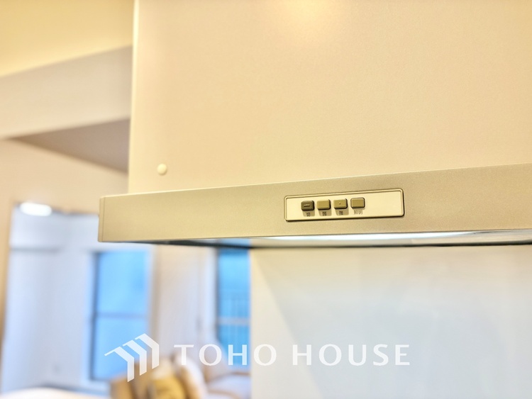 キッチン 五感を刺激する、美食のクリエイティブな場所。ここはただの調理場ではなく、豊かな人生を紡ぐための特別な空間です。