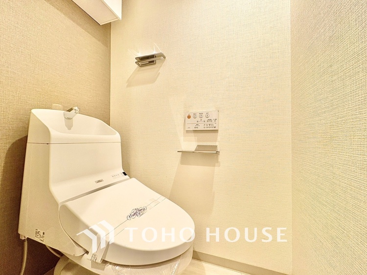 トイレ トイレも自分の時間をゆっくり過ごすスペースのひとつ。最新設備は嬉しい