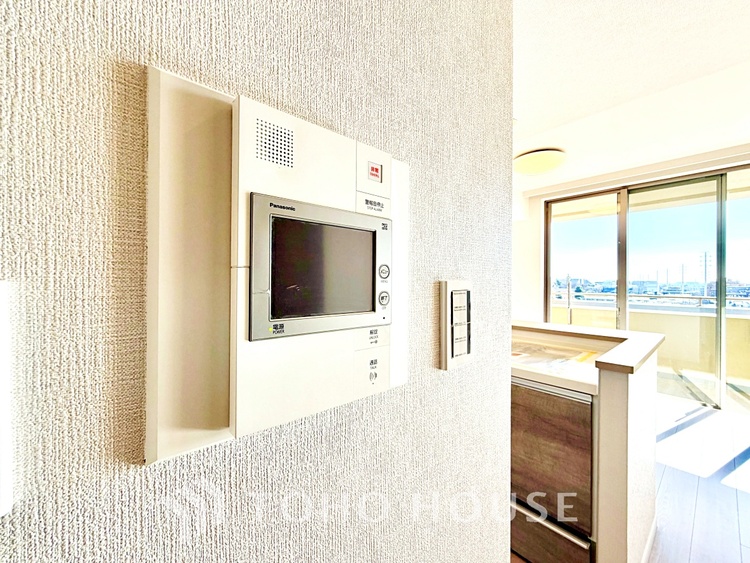 内装 陽光に愛され、環境に恵まれ、家族に包まれた邸宅は、どんなに月日が経っても色褪せる事なく輝きます。