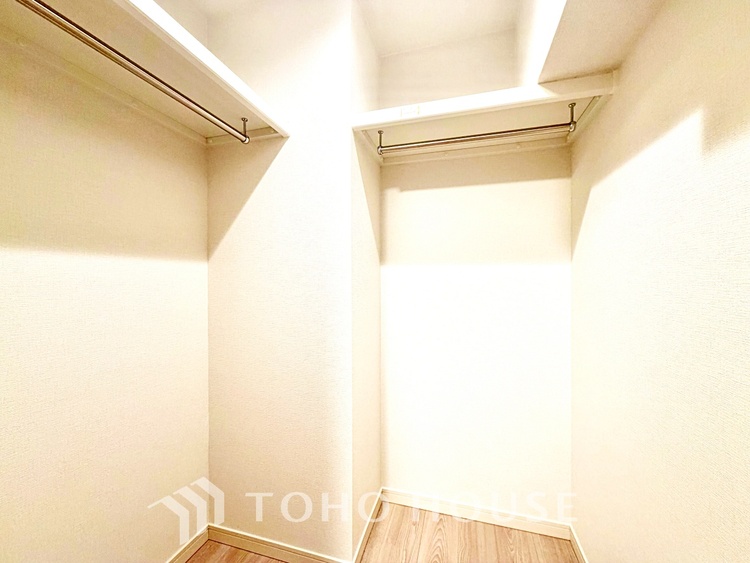 収納 【closet】奥行きのあるクローゼットを採用。衣装ケースや様々な物が収納出来ます