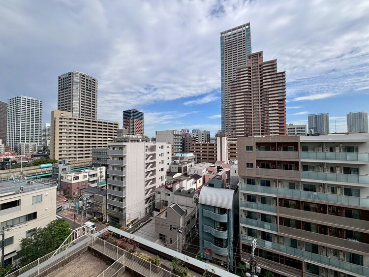 その他 眺望や窓からの景色が良いと、家で過ごす時間も快適です。