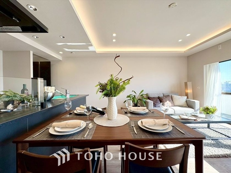 内装 【LIVING】◆家族◆愛する家族を一目で見渡せる。家族が集う空間。永遠に続く幸せな毎日を、ここで。