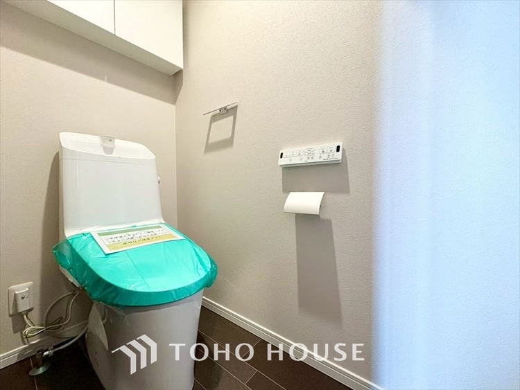 トイレ 【TOILET】◆快適◆な生活に不可欠。節水型の高性能トイレを新設。