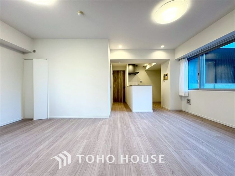 内装 【LIVING】◆Sunshine◆光が燦々と入り、いるだけで気持ちいい。「開放的でゆとりあるお部屋です。」