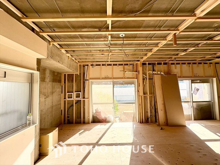 内装 【PRIVATE ROOM】◆快適◆な暮らしに不可欠な収納スペース。快適さとともに思い出も詰まっていく。