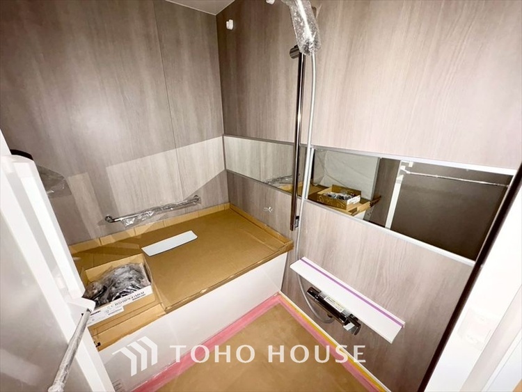 風呂 【BATHROOM】◆プライベートな空間◆simpleだからrelaxできるんです。こころもからだもキレイさっぱり。