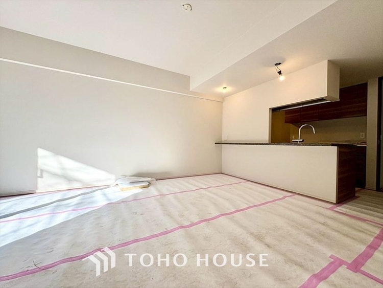 内装 【LIVING】◆simple is best◆無駄のない綺麗なつくりのリビングルームであなただけの暮らしを。