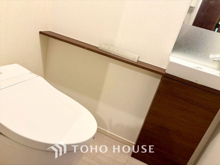 トイレ 【TOILET】◆快適◆な生活に不可欠。節水型の高性能トイレを新設。