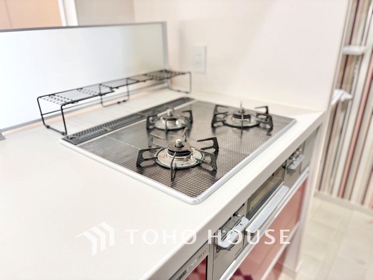 キッチン 【KITCHEN】◆家族のおはよう◆の声を笑顔で迎えてあげられるシステムキッチン。朝ごはんが楽しみでちょっと早起きしたくなるんです。