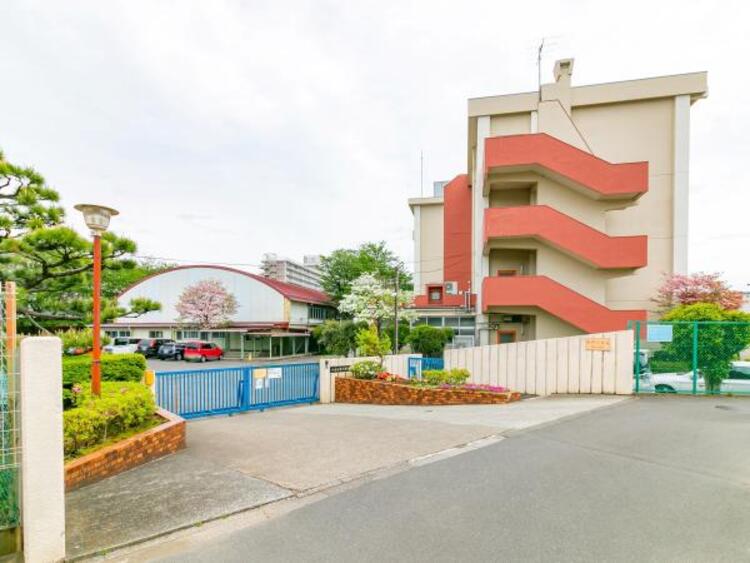 周辺 八王子市立横川小学校迄210ｍ