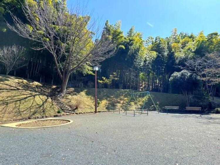 周辺 南大沢日原坂竹林公園迄550ｍ