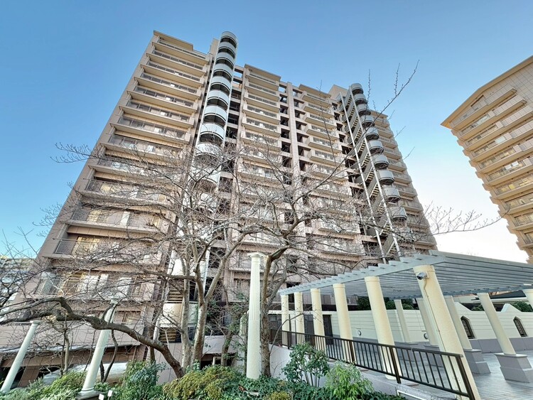 外観 資料には掲載していない情報が、現地にはたくさんあります。是非一度、現地をご確認ください。